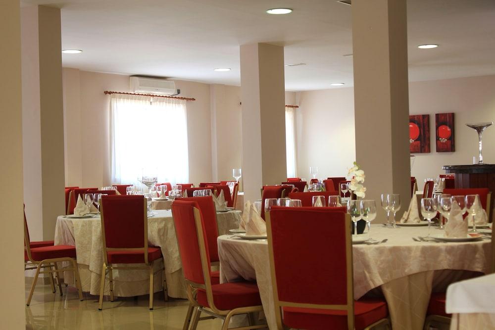 Hostal Restaurante Luciano