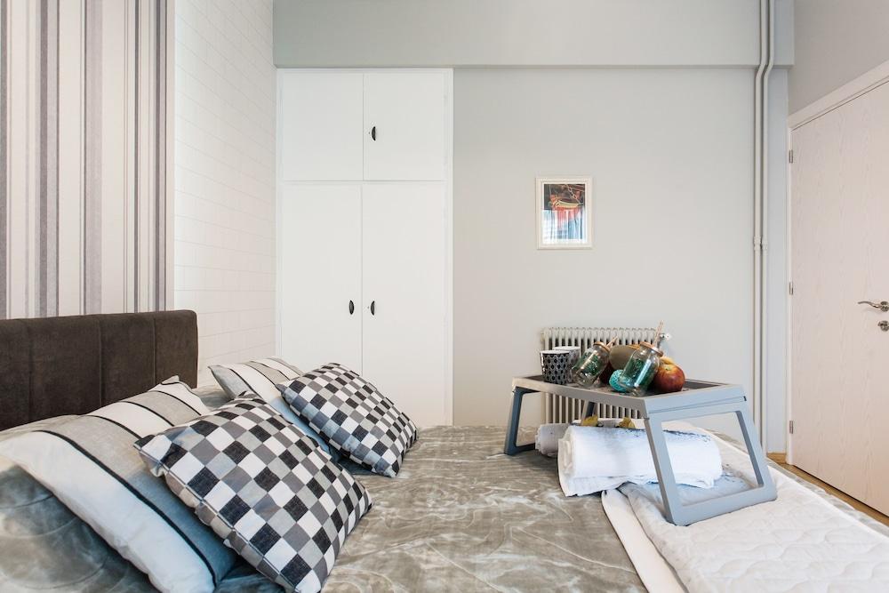 High Class Huge Central Apartment