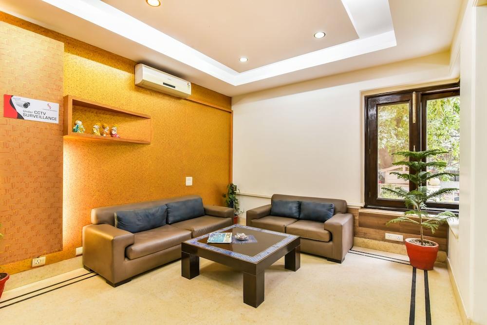 FabHotel Sunshine Residency