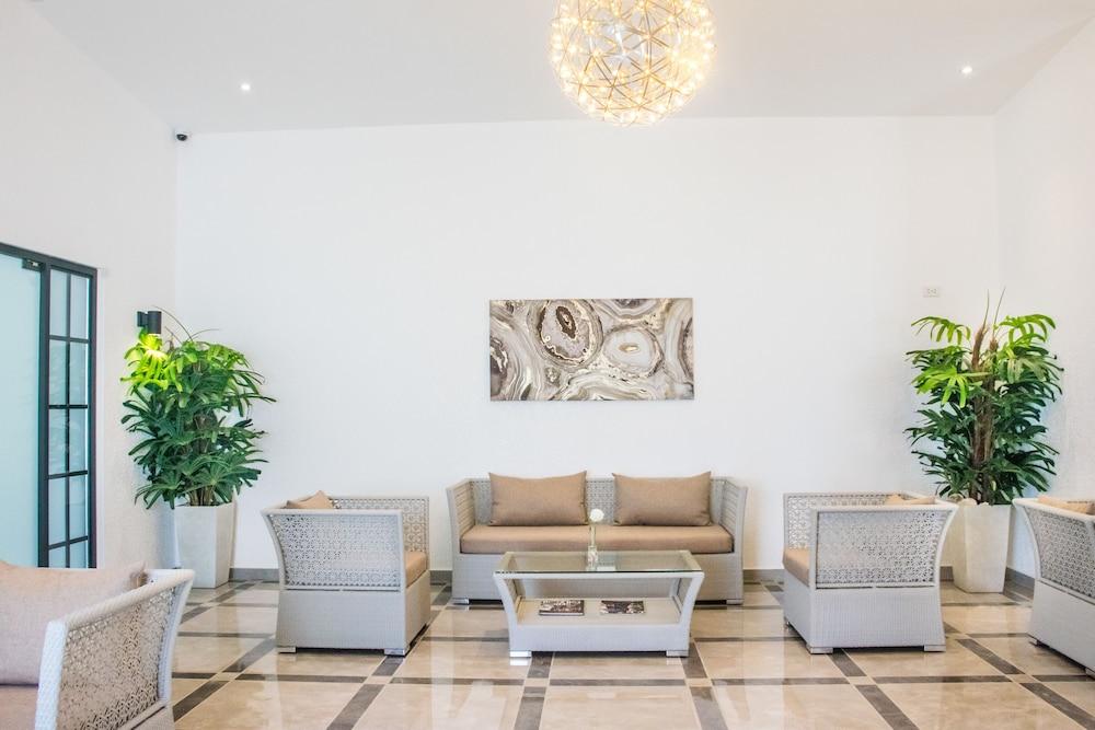 Marina Point Bay Resort