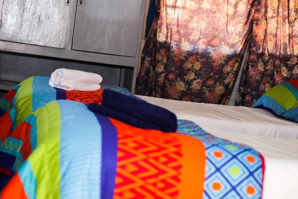 Mkunkhula Baobab Lodge