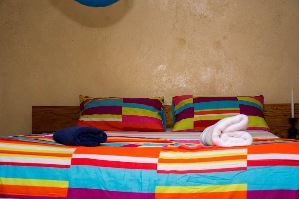 Mkunkhula Baobab Lodge