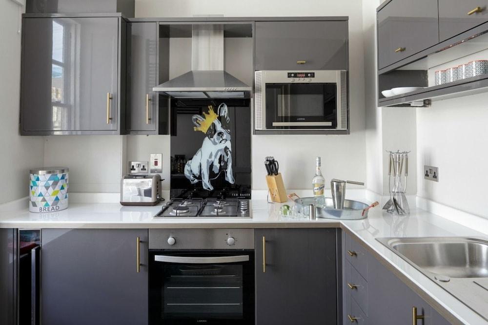 Dream Stays Bath - Beau Street