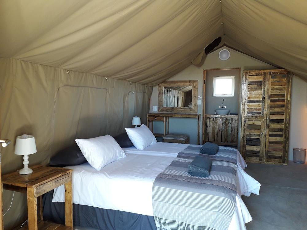 Blue Bushman Luxury Tented Lodge