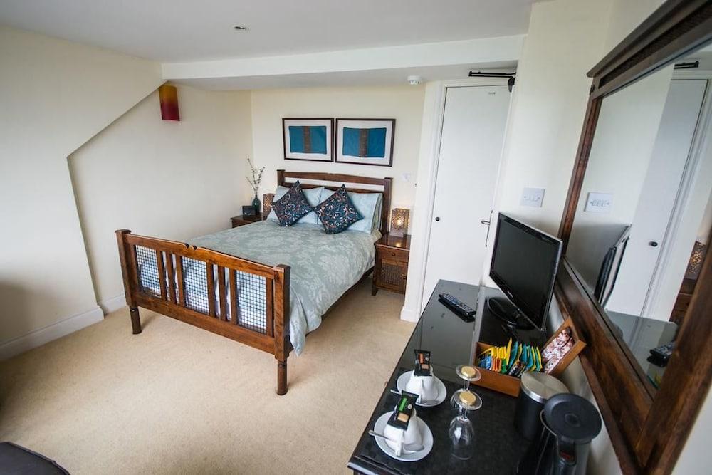 Atlantic Heights Luxury Guesthouse