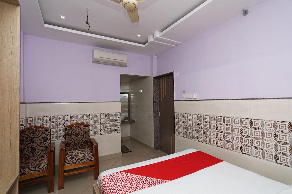 Capital O 26853 New Central