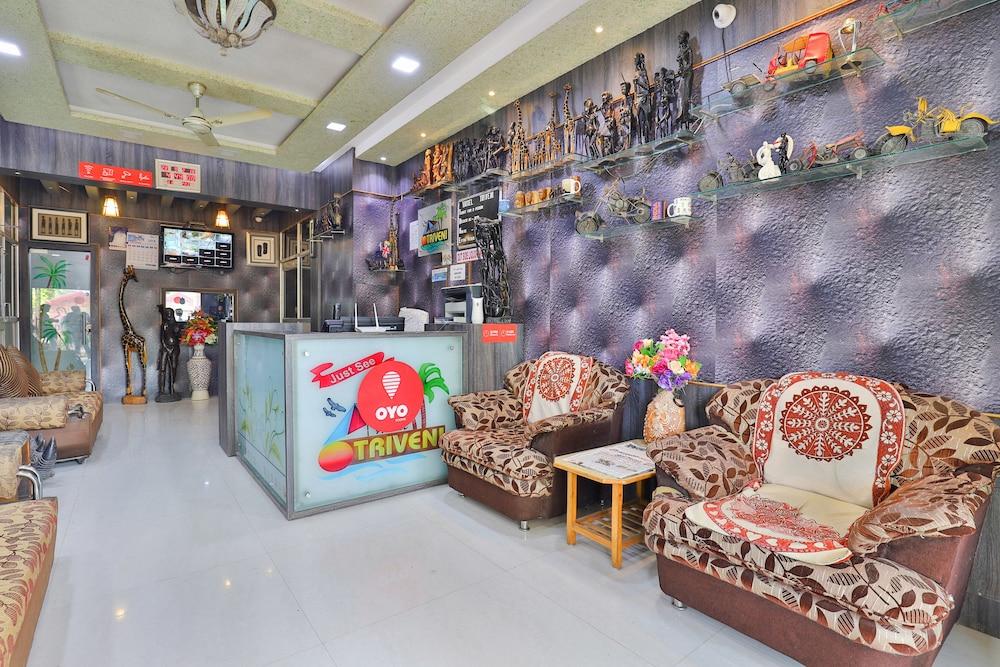 OYO 18385 Hotel Triveni