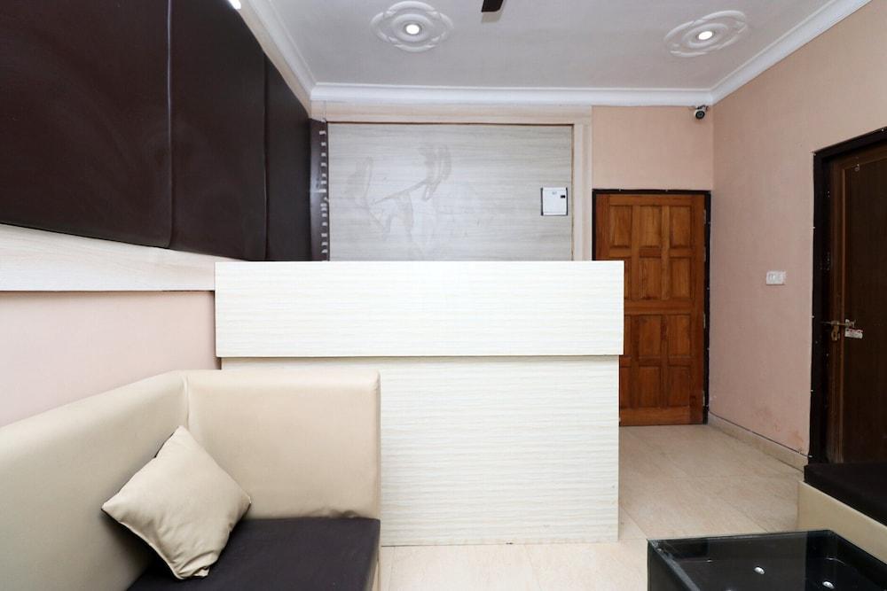 OYO 23206 Hotel Sky View