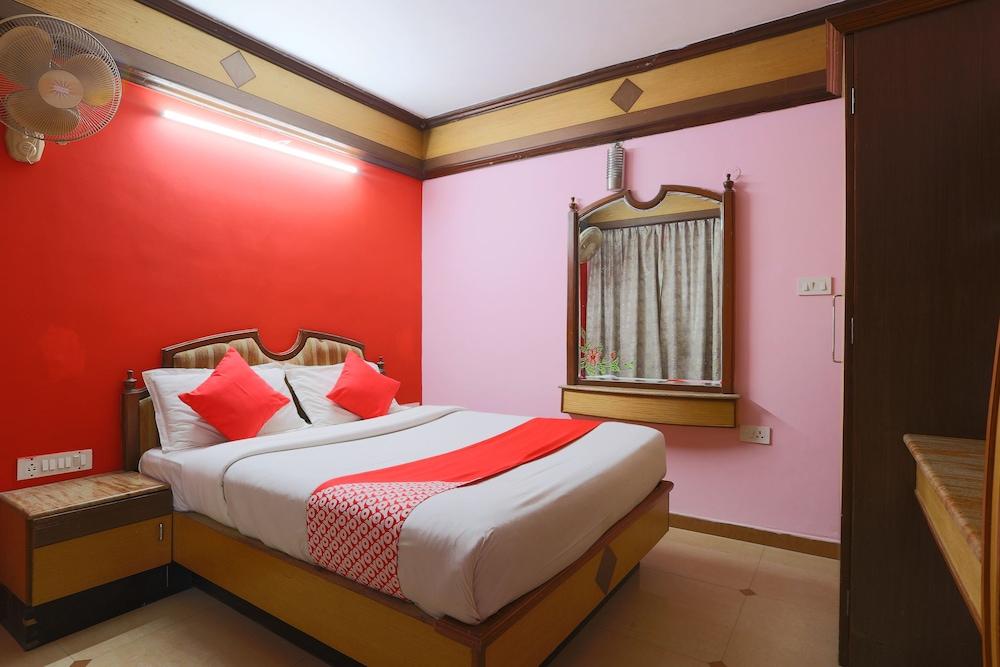 OYO 24364 Shiv Shanthi Grand