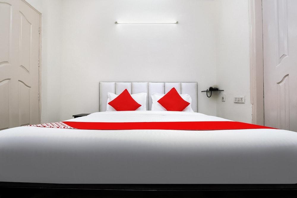 OYO 24436 Ramji 7 Grand