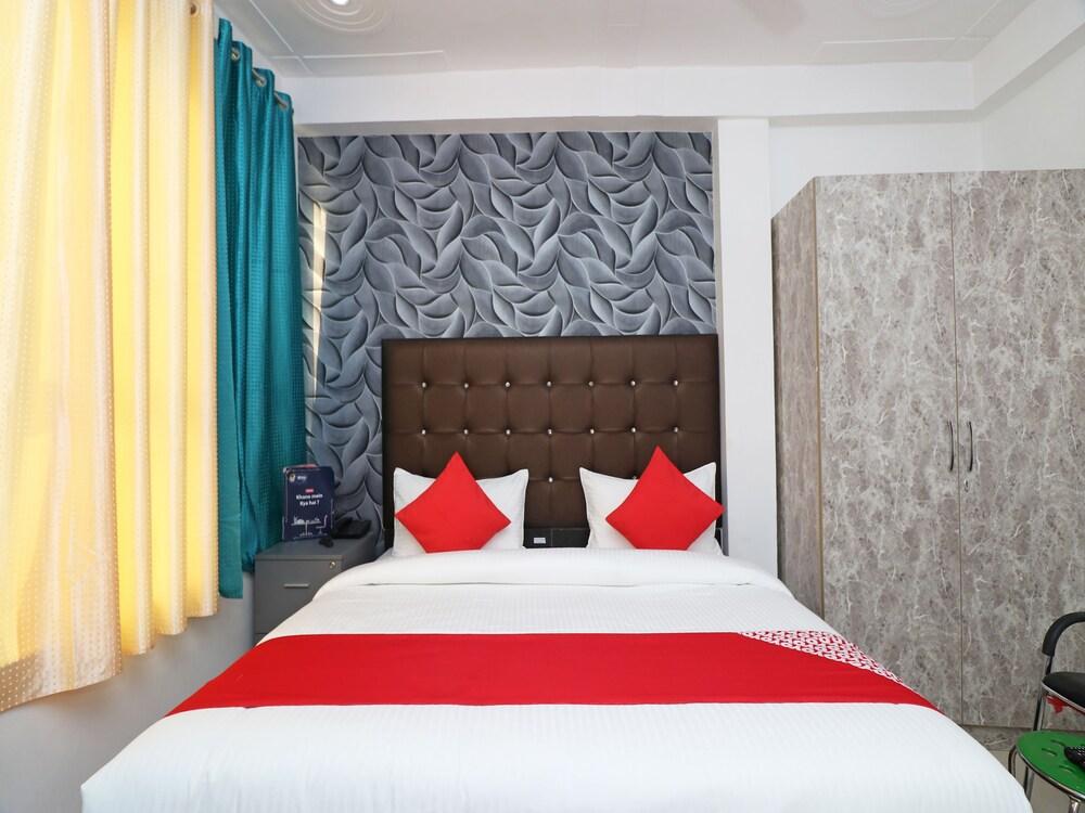 OYO 26119 Krishna Guest House