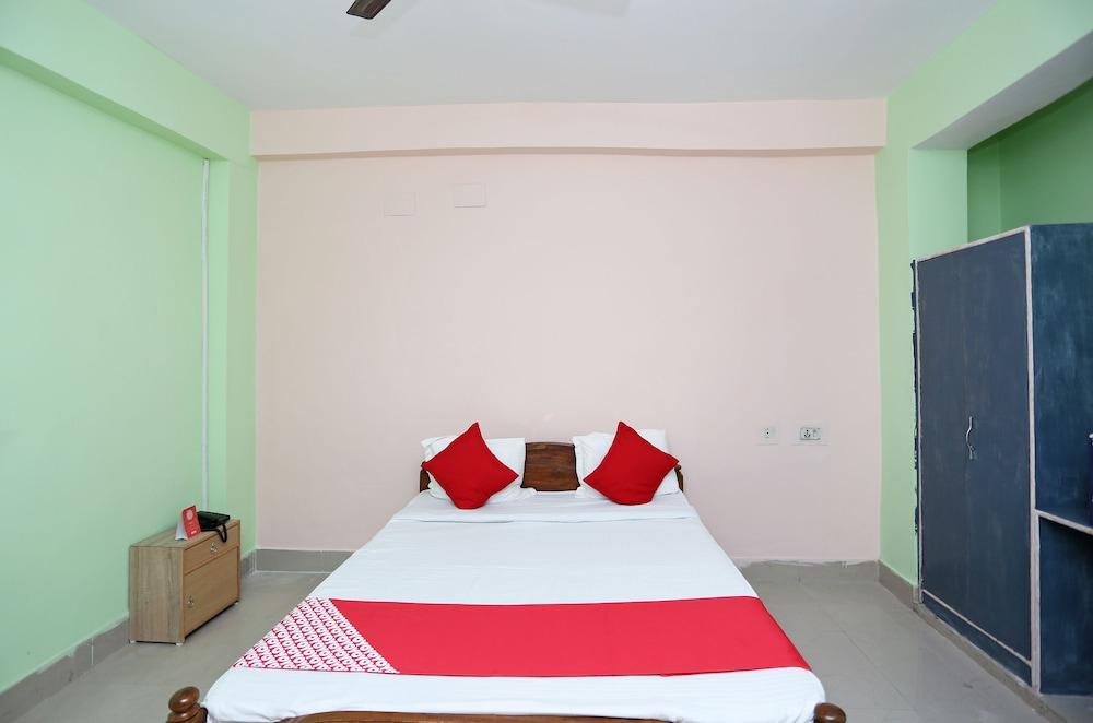 OYO 19971 Hotel New Urvashi