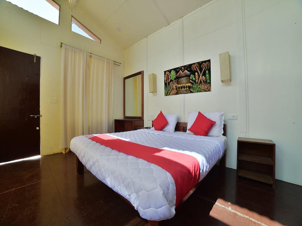 OYO 27964 Diva Bungalows