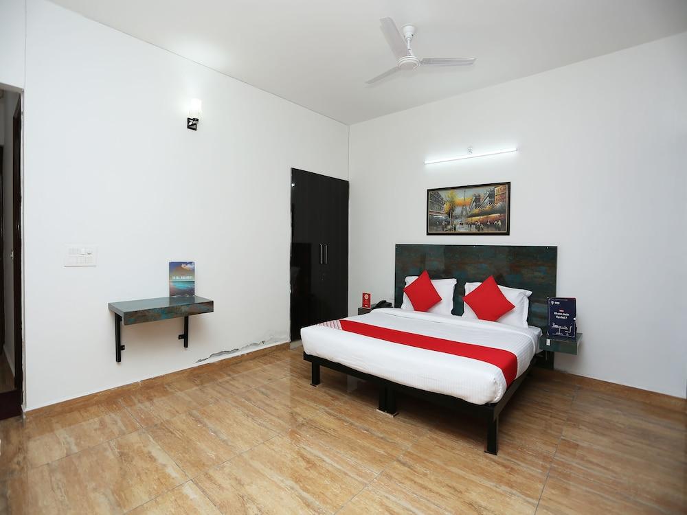 OYO 26625 Bleu Ville Prime