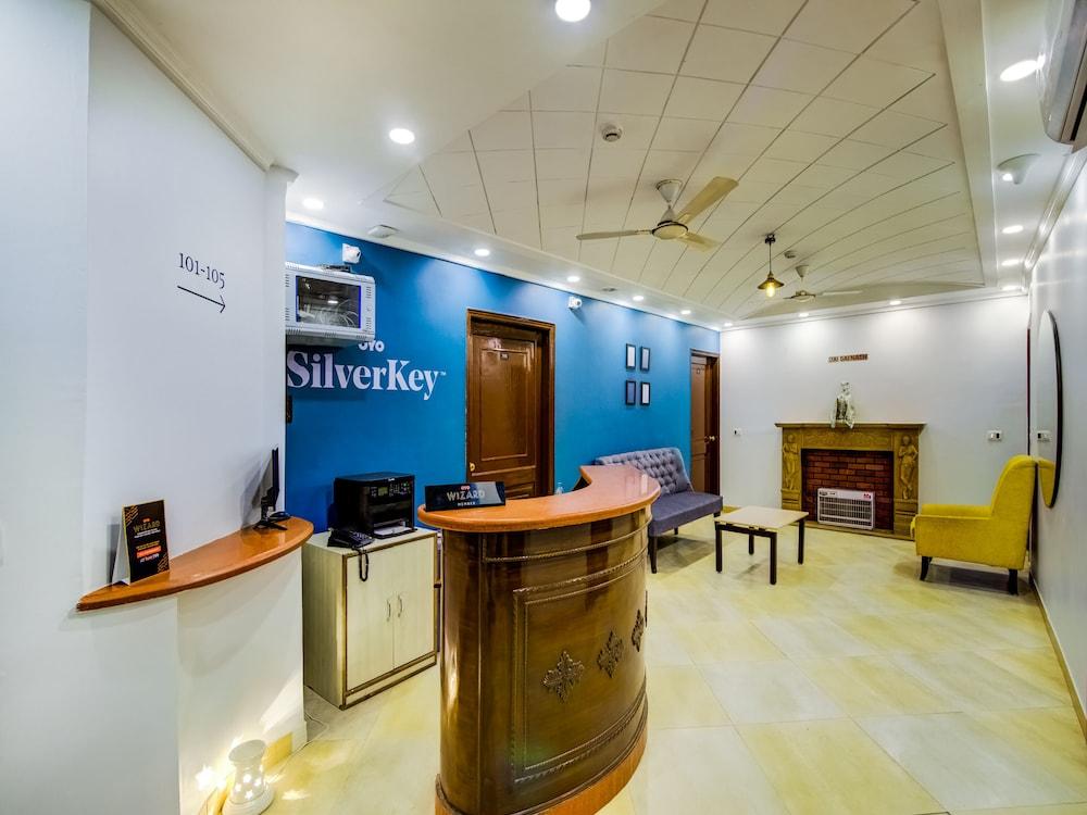 OYO 20036 SilverKey Akash Neem Marg