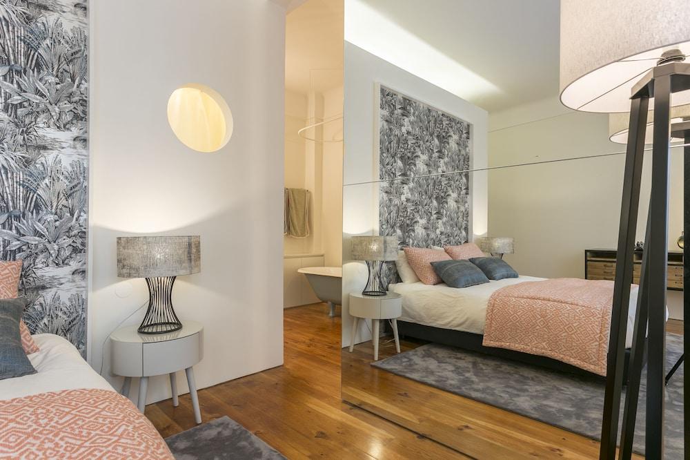 Koru Central Downtown Design Apartment