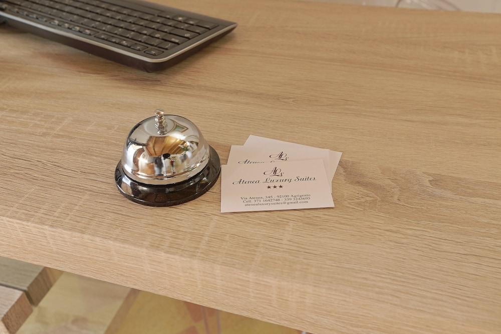 Atenea Luxury Suites