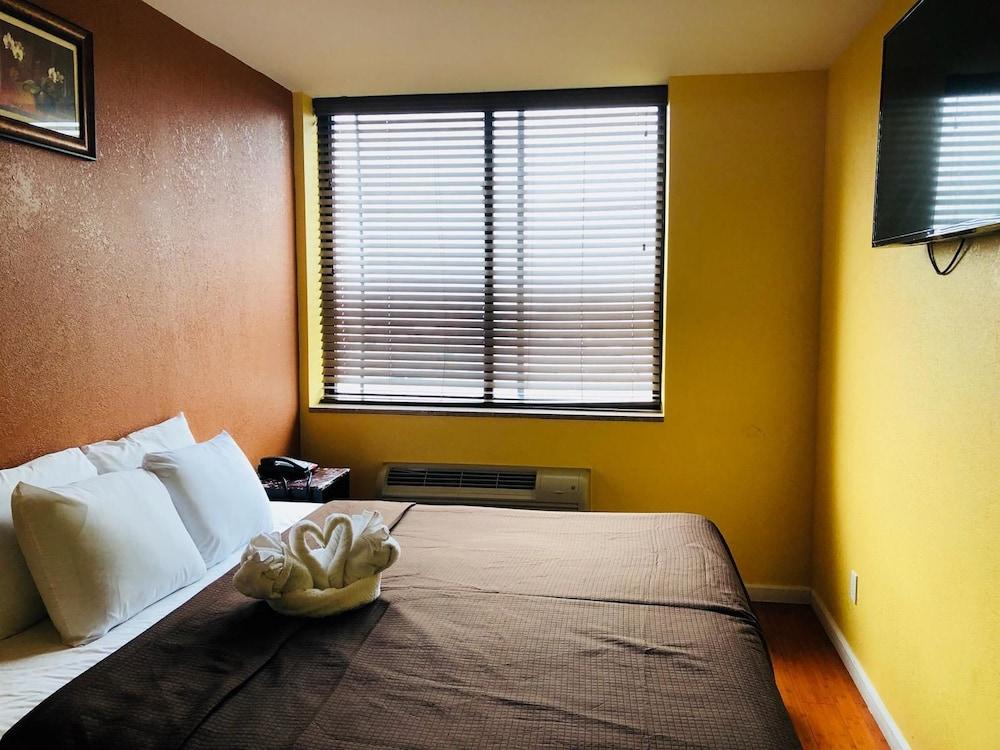 The Vue Hotel Express