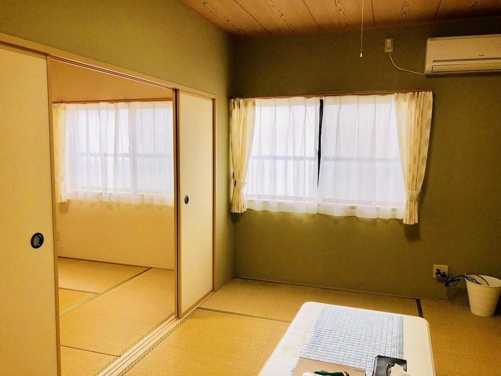 Midtown Sakura Apartment House 202