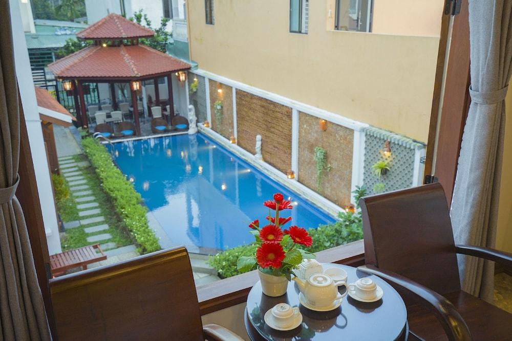 Green Grapefruit Villa