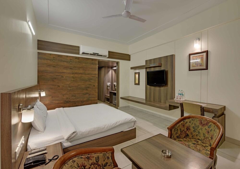 Hotel Highway King Bagru