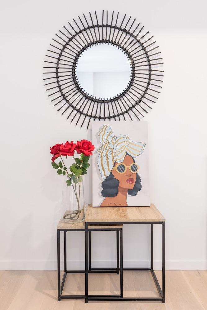 Designer South Bank Apartment