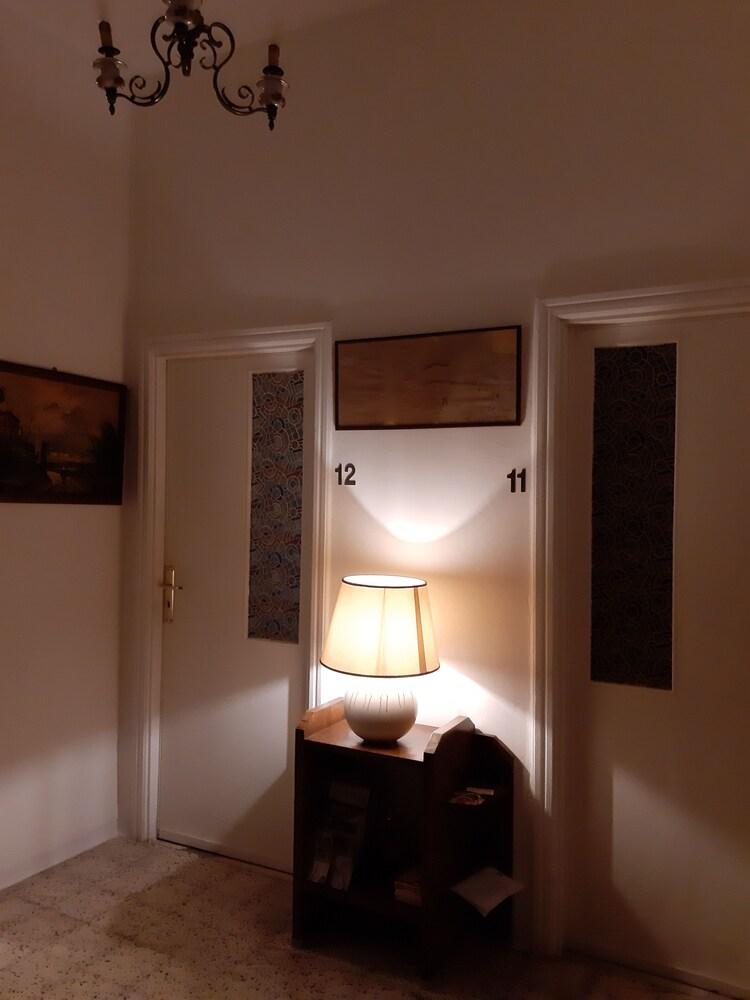 Villa dietro la Luna