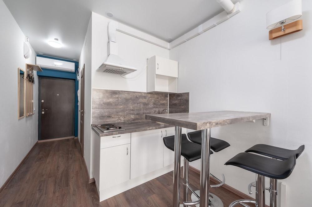 Apartment on Malysheva 42a 04