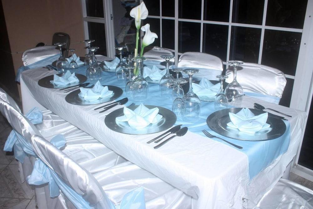 Dream Vacation ST Catherine Jamaica