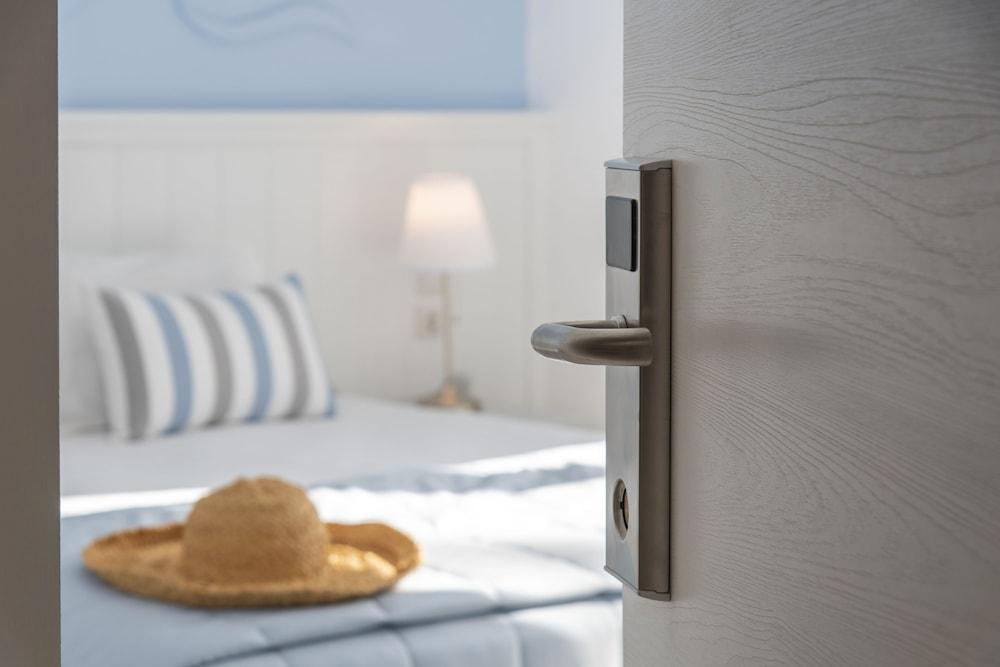 Naiades Marina Hotel