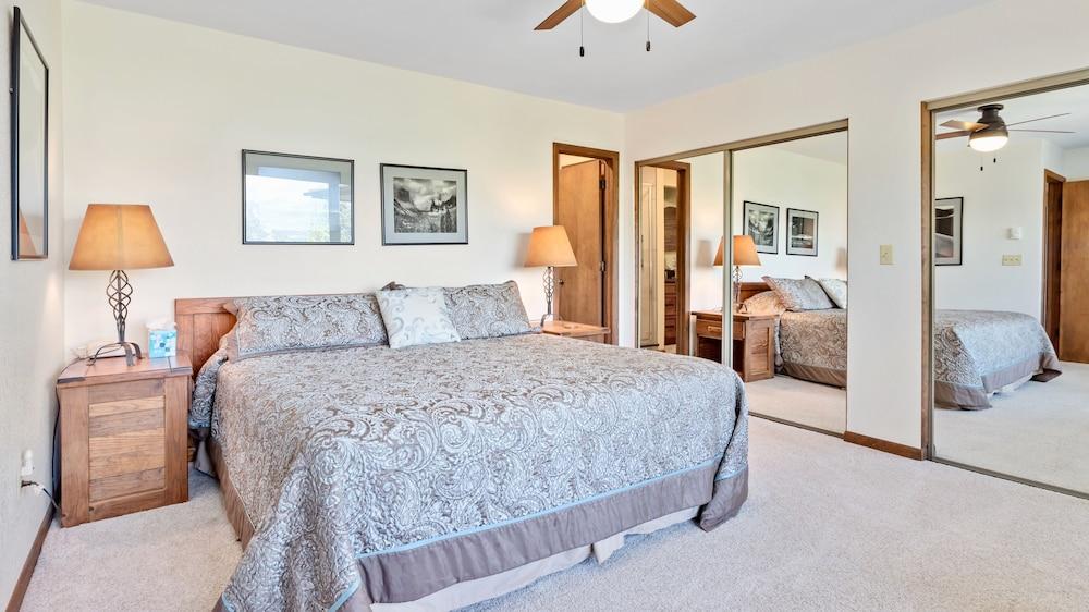 Griffin Family Vacation At Windcliff 4 Bedroom Home by RedAwning