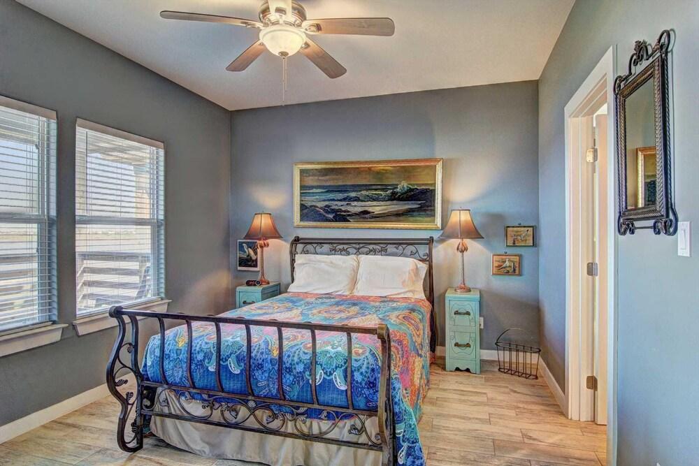 A Heron Paradise - 4 Br Home