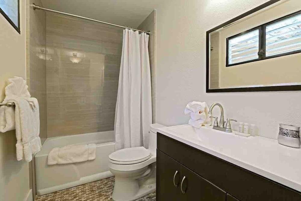 Poolside Bungalow #336941 - 3 Br Villa