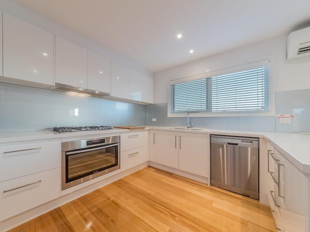 7 Boardwalk Lakeside in Cowes