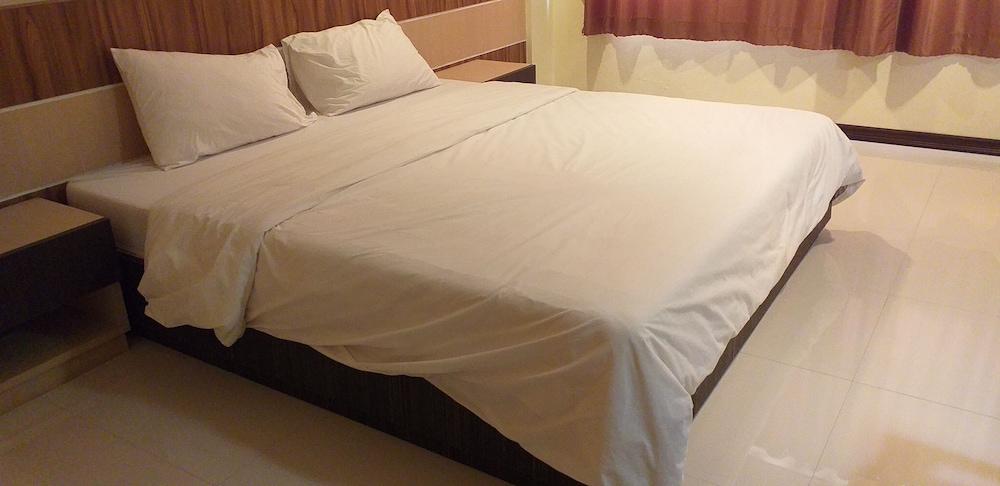 Sirichai Hotel - Chaiyaphum