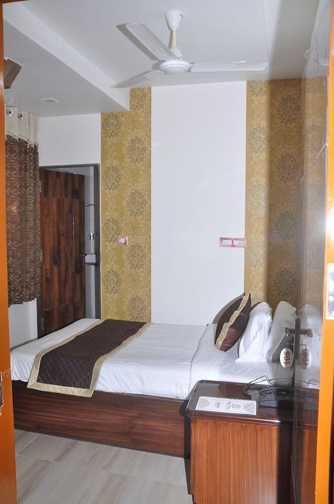 Hotel Retaj Bhilwara
