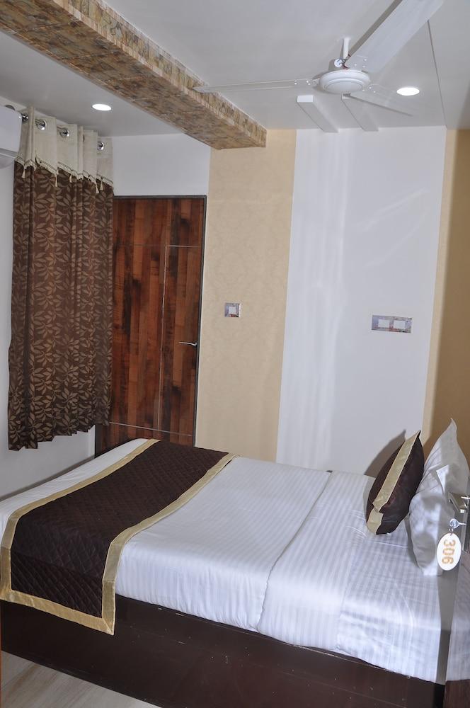 Hotel Retaj Bhilwara