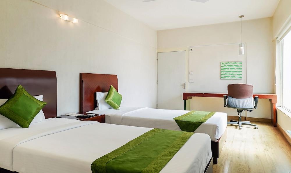 Treebo Trend Brooks Manor