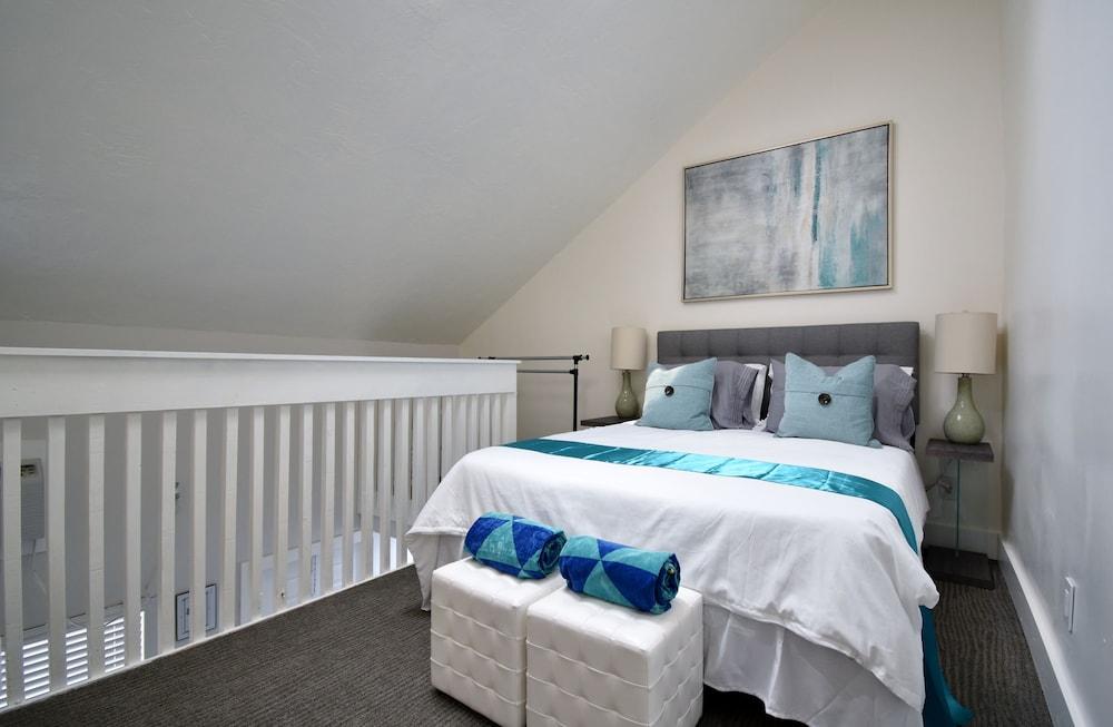 Hobe Lofts by DesignedVR