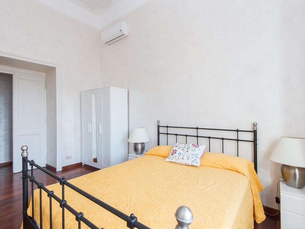 RSH Trastevere Large Comfortable Panoramic Apartment