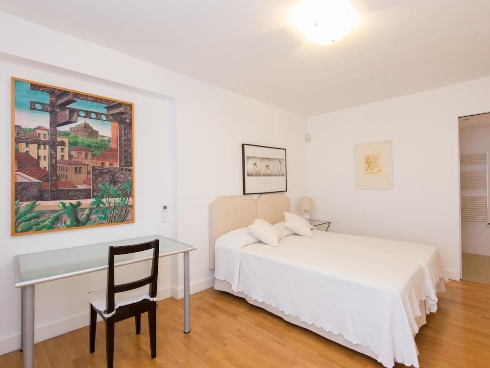 RSH Lucina Design Terrace Apartment