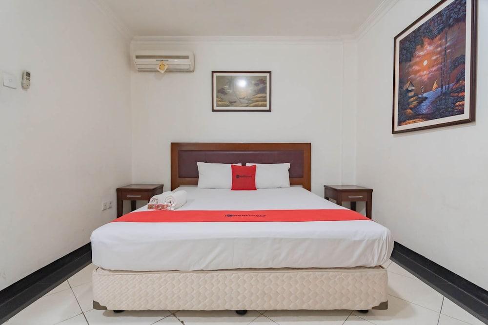 RedDoorz @ Buah Batu