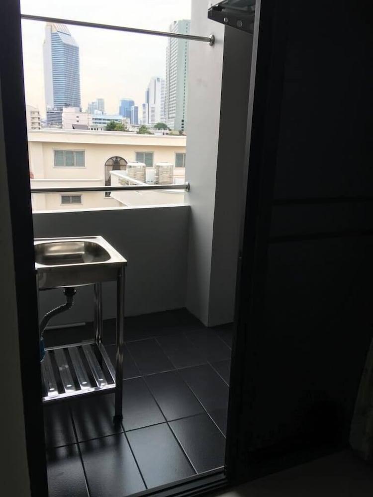 Baan Roi - Adults Only