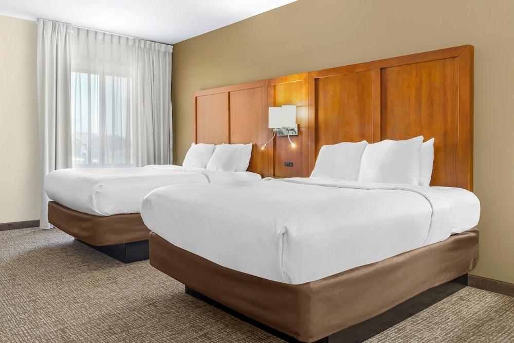 Comfort Suites Greensboro - High Point