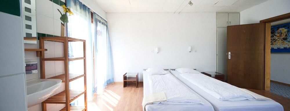 Bamboohouse Motel Riazzino