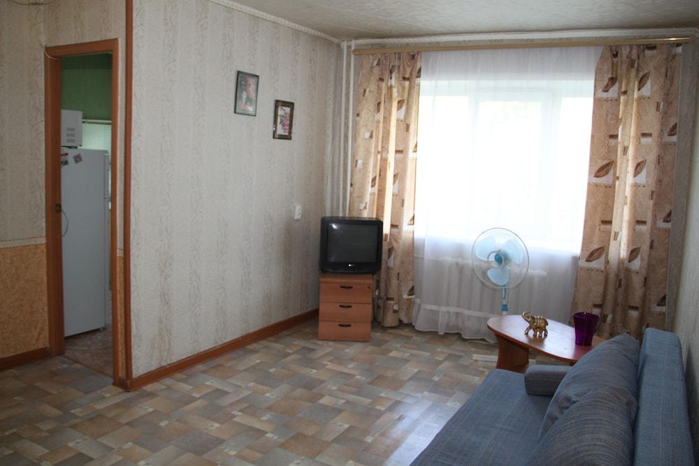 Apartment on Chelyuskintsev 29