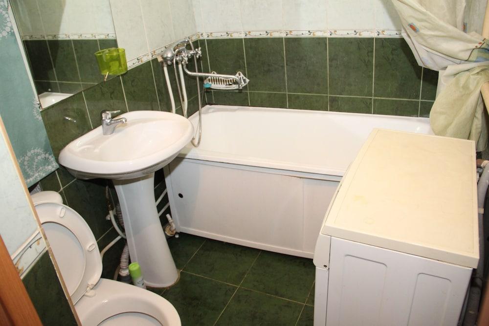 Apartment on Chelyuskintsev 29