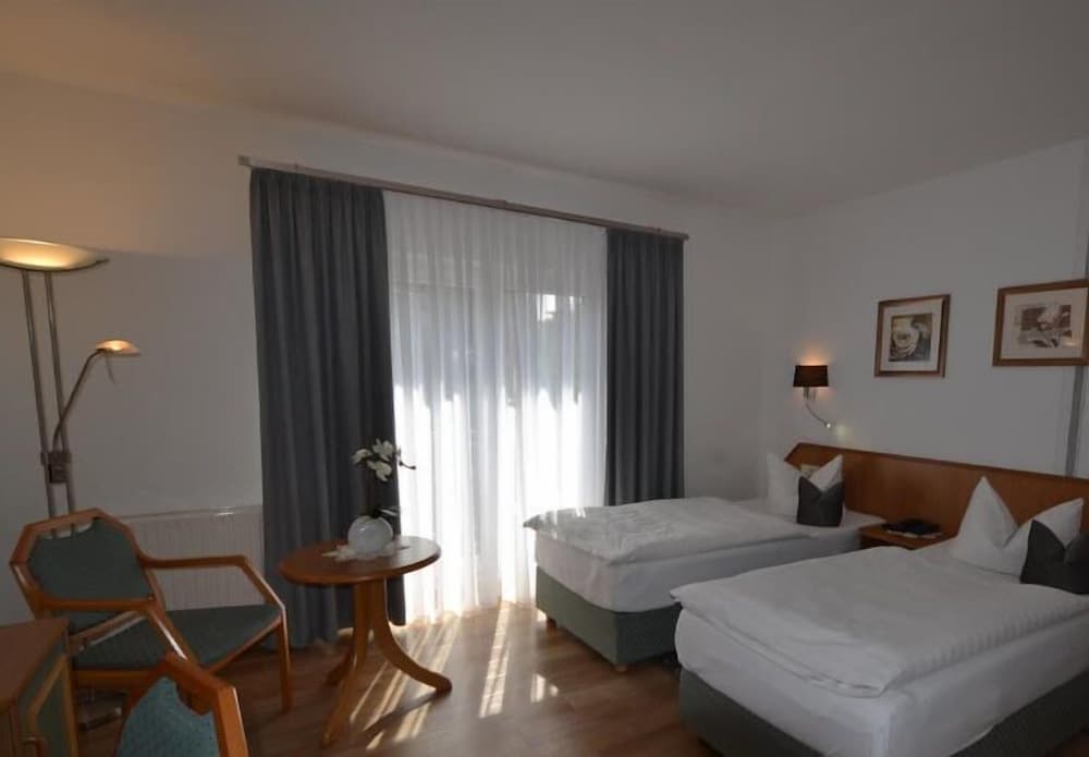 Hotel & Gasthaus Zur Linde