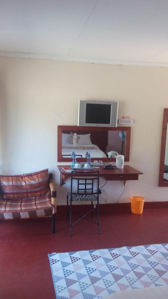 Jabali Country Lodge