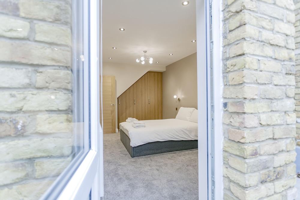 Valet Apartments Kilburn